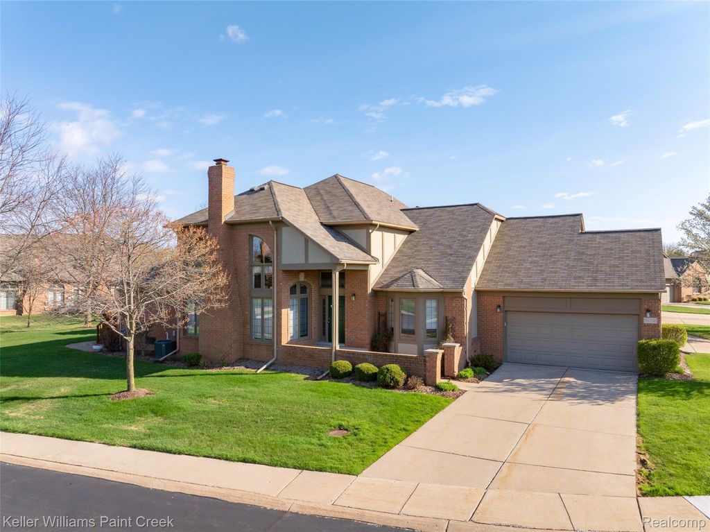 54710 Bellingham Drive, Shelby Charter Township, MI 48316