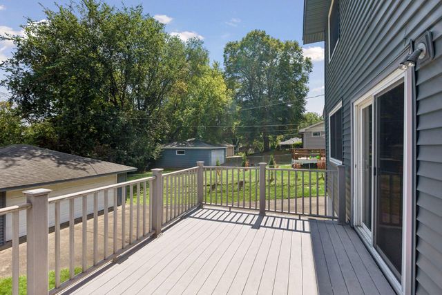 1528 Aquila Avenue N, Golden Valley, MN 55427