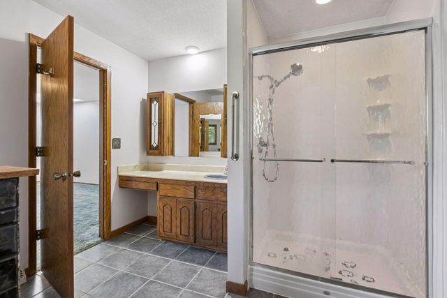 1528 Aquila Avenue N, Golden Valley, MN 55427