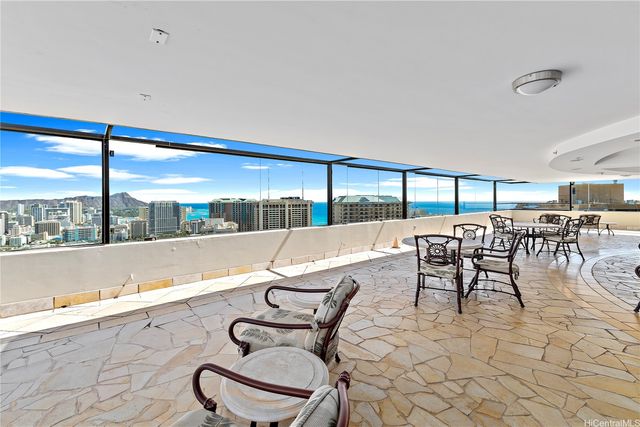 343 Hobron Lane 2202, Honolulu, HI 96815