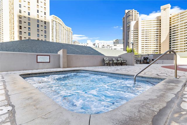343 Hobron Lane 2202, Honolulu, HI 96815