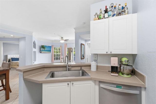 5180 NORTHRIDGE ROAD 110, Sarasota, FL 34238