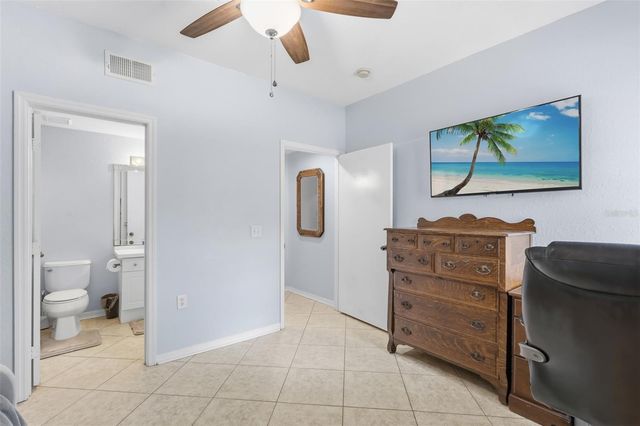 5180 NORTHRIDGE ROAD 110, Sarasota, FL 34238