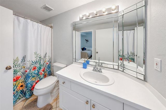 5180 NORTHRIDGE ROAD 110, Sarasota, FL 34238