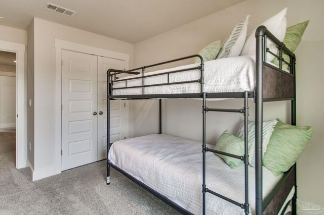 3976 Pendragon Cir, Milton, FL 32583