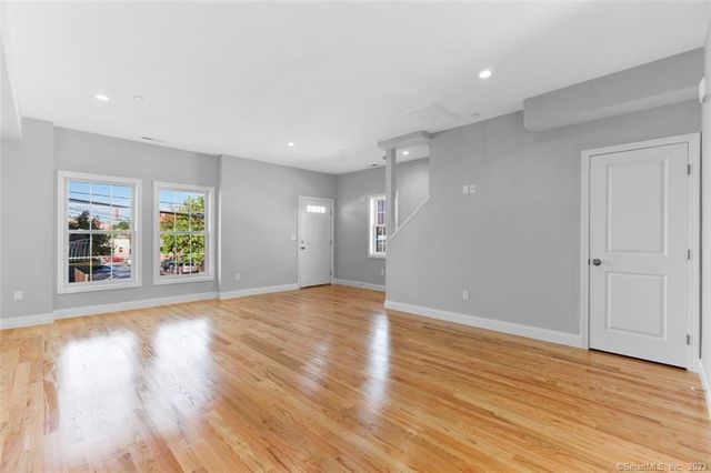 232 Columbus Avenue 5, New Haven, CT 06519
