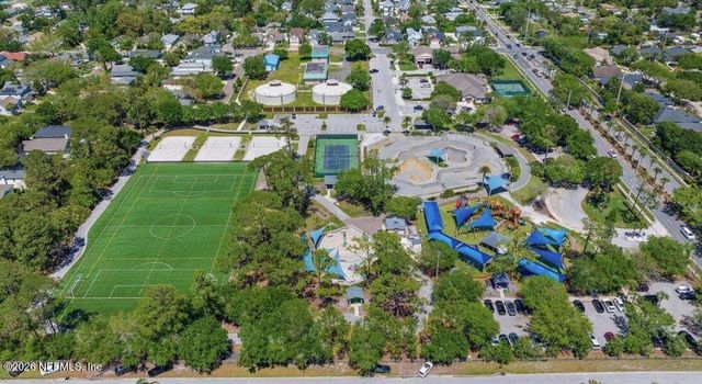 2891 ST. MAARTEN Court, Jacksonville Beach, FL 32250