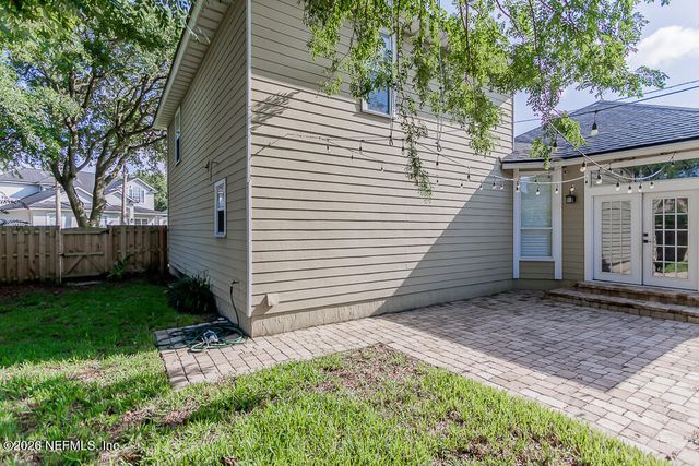 2891 ST. MAARTEN Court, Jacksonville Beach, FL 32250