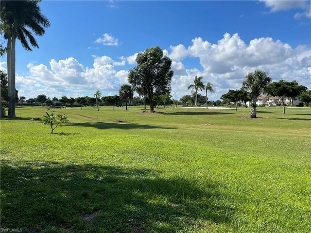 255 Pine Valley CIR, Naples, FL 34113