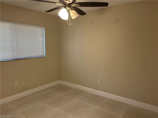 255 Pine Valley CIR, Naples, FL 34113