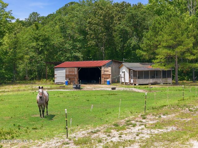 490 Luther Lane, Grifton, NC 28530