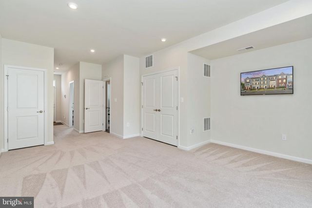 533 VIEW POINT WAY, Fredericksburg, VA 22405