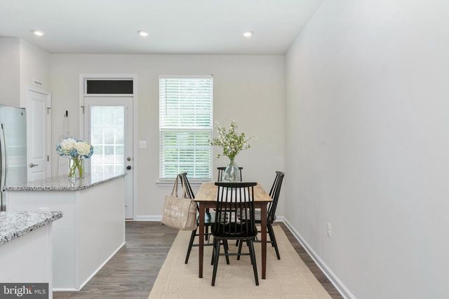 533 VIEW POINT WAY, Fredericksburg, VA 22405