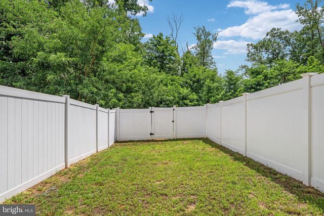 533 VIEW POINT WAY, Fredericksburg, VA 22405