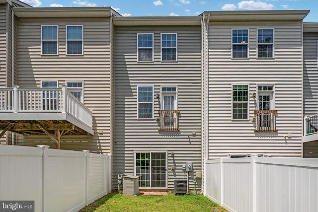 533 VIEW POINT WAY, Fredericksburg, VA 22405
