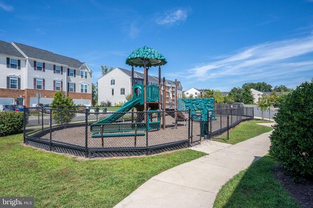 533 VIEW POINT WAY, Fredericksburg, VA 22405