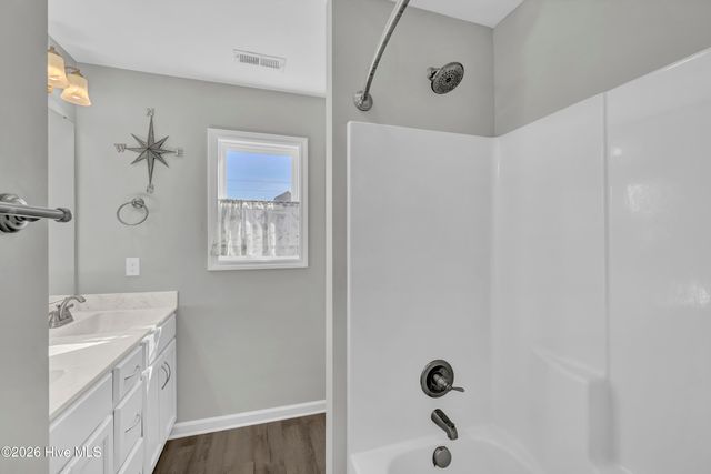 5905 17th Avenue, Sneads Ferry, NC 28460