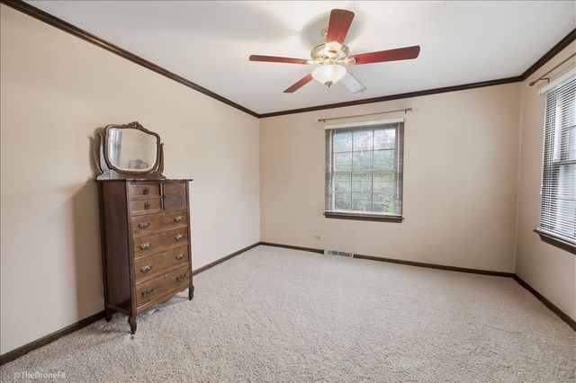 22W324 McCarron Road, Glen Ellyn, IL 60137