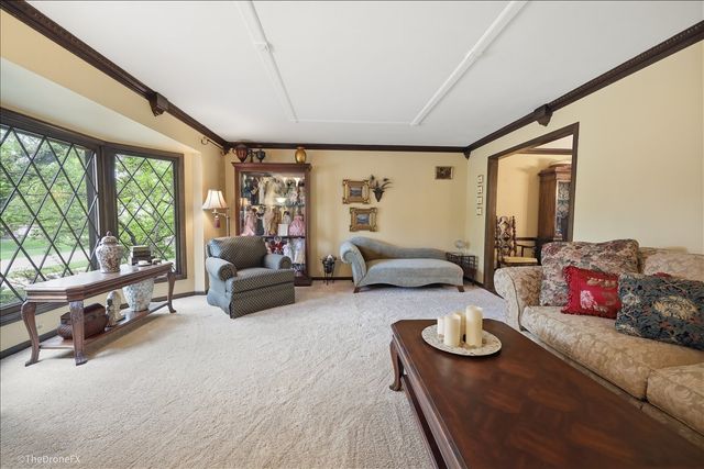 22W324 McCarron Road, Glen Ellyn, IL 60137