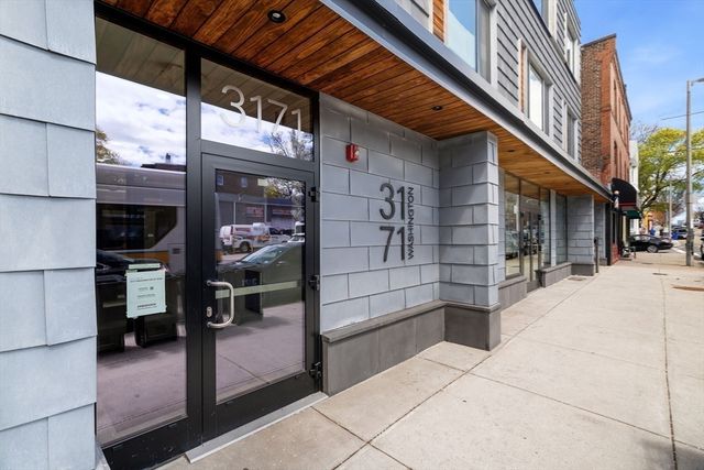 3171 Washington St 301, Boston, MA 02130