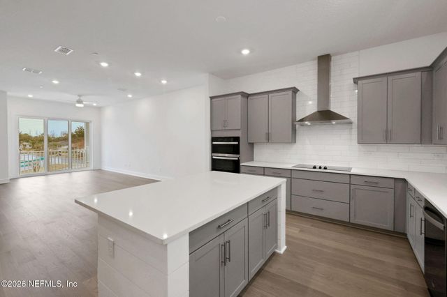 1018 2ND Avenue N, Jacksonville Beach, FL 32250