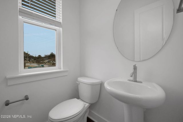 1018 2ND Avenue N, Jacksonville Beach, FL 32250