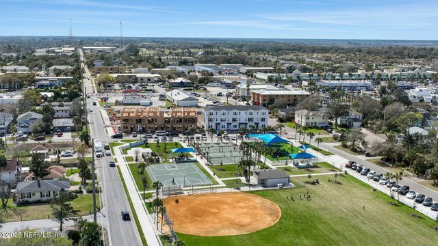 1018 2ND Avenue N, Jacksonville Beach, FL 32250