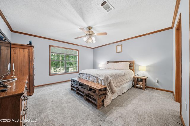 7630 Whitten Hill Drive, Olive Branch, MS 38654