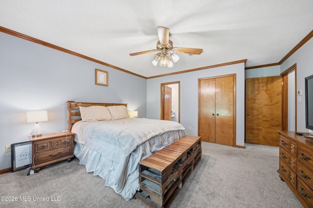 7630 Whitten Hill Drive, Olive Branch, MS 38654
