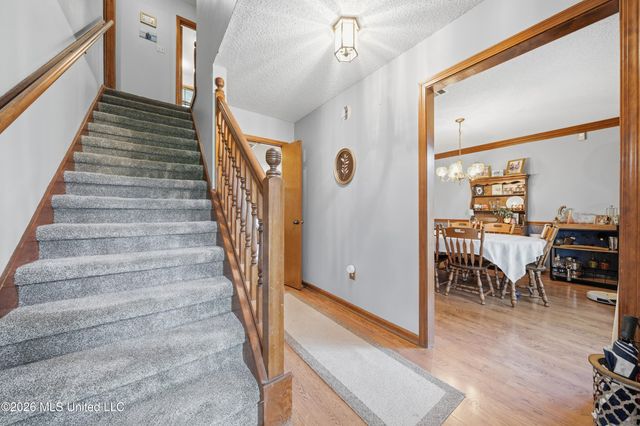 7630 Whitten Hill Drive, Olive Branch, MS 38654
