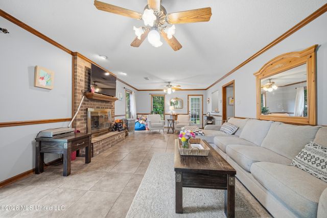 7630 Whitten Hill Drive, Olive Branch, MS 38654