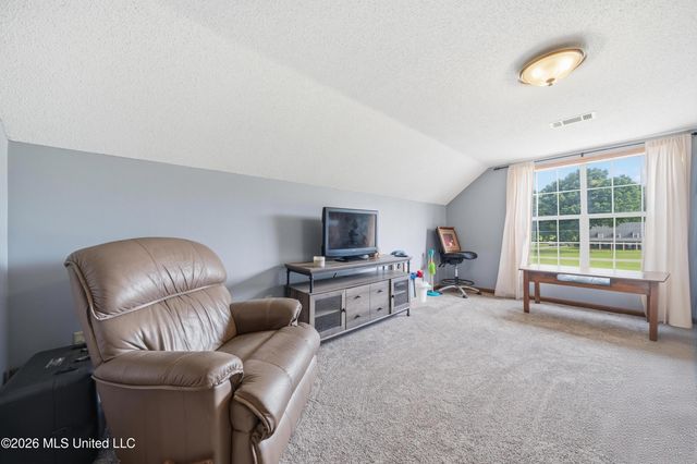 7630 Whitten Hill Drive, Olive Branch, MS 38654