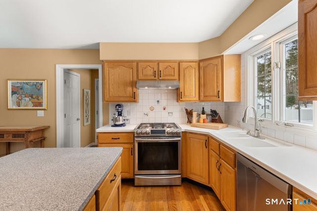 3 Owl Ridge Lane, Newtown, CT 06482