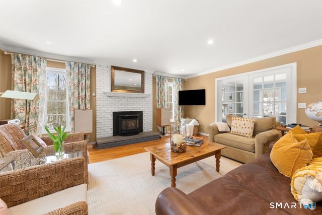 3 Owl Ridge Lane, Newtown, CT 06482