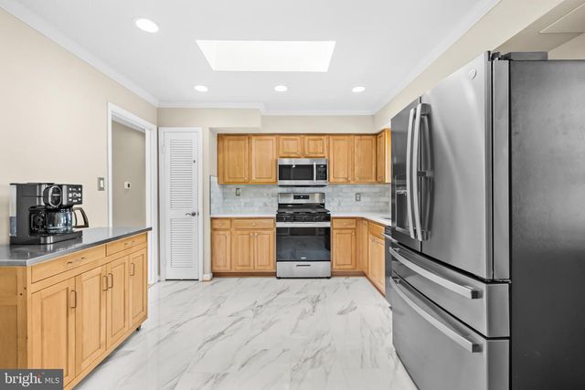 13515 SLOAN ST, Rockville, MD 20853