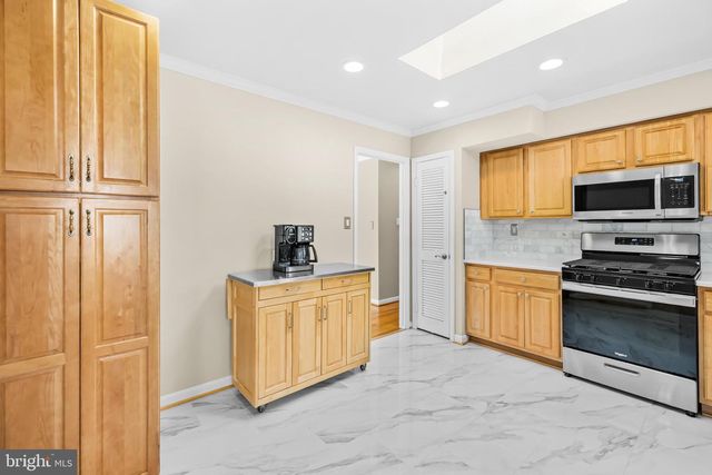 13515 SLOAN ST, Rockville, MD 20853