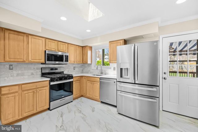 13515 SLOAN ST, Rockville, MD 20853