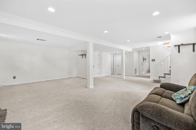 13515 SLOAN ST, Rockville, MD 20853