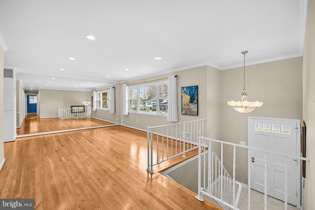 13515 SLOAN ST, Rockville, MD 20853