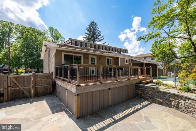 13515 SLOAN ST, Rockville, MD 20853