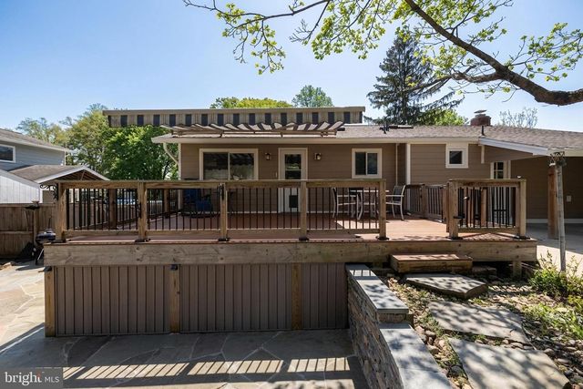 13515 SLOAN ST, Rockville, MD 20853