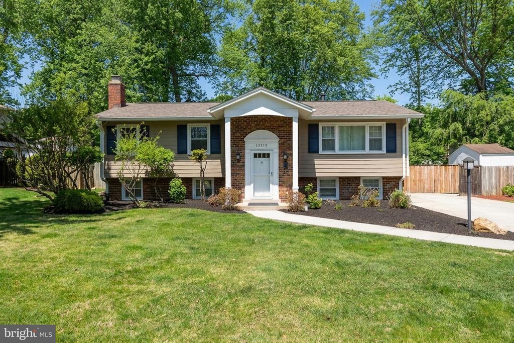 13515 SLOAN ST, Rockville, MD 20853