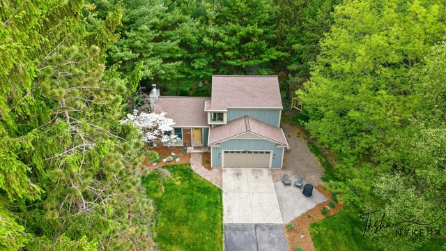 15849 Ryan Drive, Holland, MI 49424
