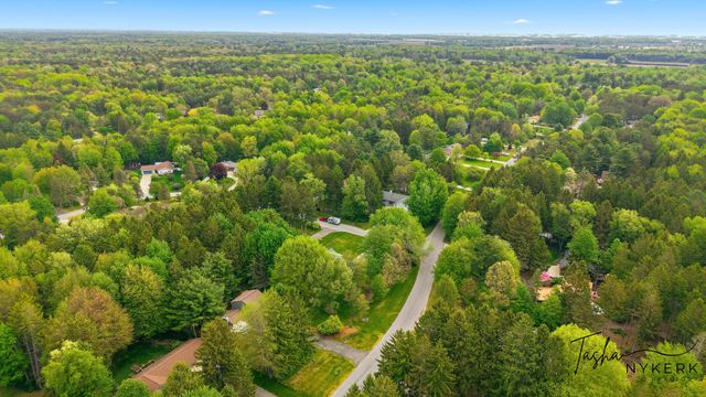 15849 Ryan Drive, Holland, MI 49424
