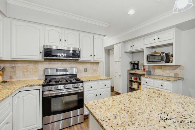 15849 Ryan Drive, Holland, MI 49424