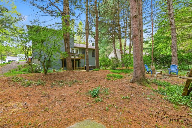 15849 Ryan Drive, Holland, MI 49424