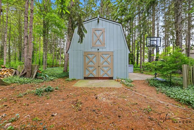15849 Ryan Drive, Holland, MI 49424