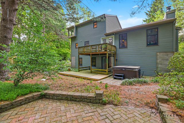 15849 Ryan Drive, Holland, MI 49424