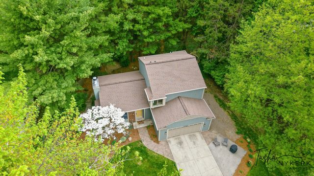 15849 Ryan Drive, Holland, MI 49424