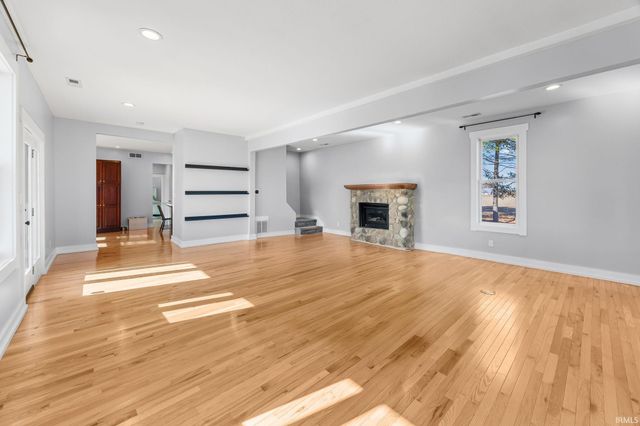 302 N 1025 E, Lafayette, IN 47905